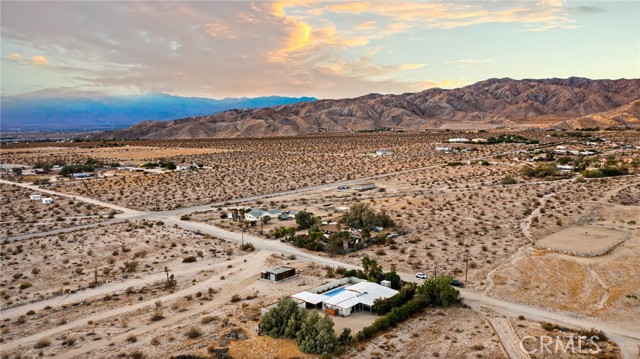 Detail Gallery Image 6 of 44 For 73111 18th Ave, Desert Hot Springs,  CA 92241 - 4 Beds | 4 Baths