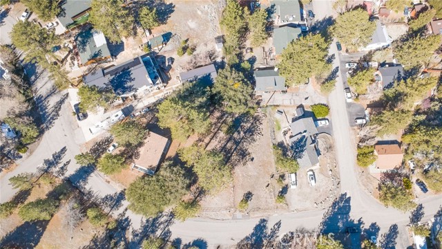 Detail Gallery Image 4 of 19 For 5370 Desert View, Wrightwood,  CA 92397 - – Beds | – Baths