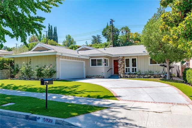 5929 Adler Avenue, Woodland Hills CA: https://media.crmls.org/medias/15ffaa25-98e3-4751-b4f4-6df6d1f0a697.jpg