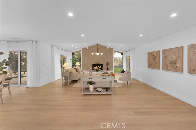 Detail Gallery Image 5 of 57 For 20079 Westpoint Dr, Riverside,  CA 92507 - 3 Beds | 2 Baths