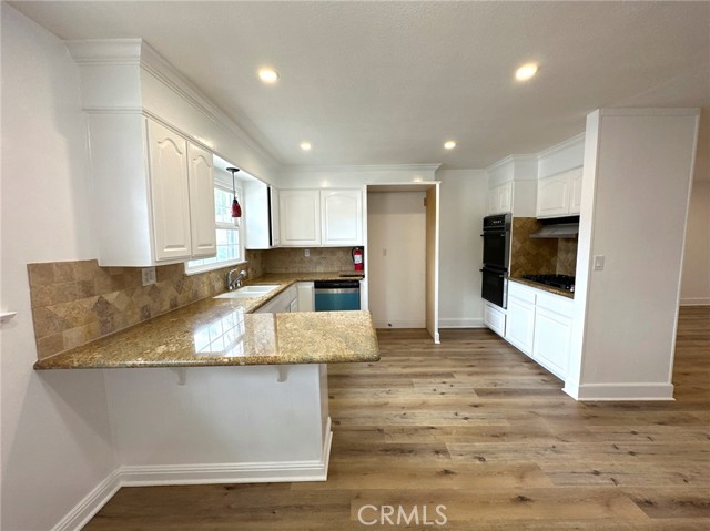430 Glenwood Place photo 6