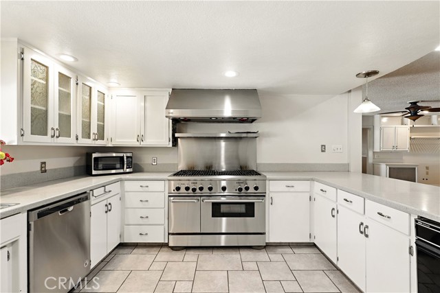 Detail Gallery Image 15 of 62 For 1011 Wyoming Dr, Merced,  CA 95340 - 5 Beds | 3 Baths