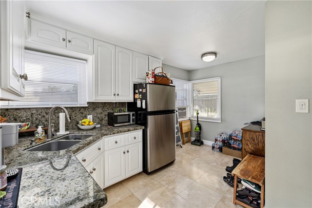 Detail Gallery Image 47 of 65 For 548 N 2nd, Upland,  CA 91786 - – Beds | – Baths