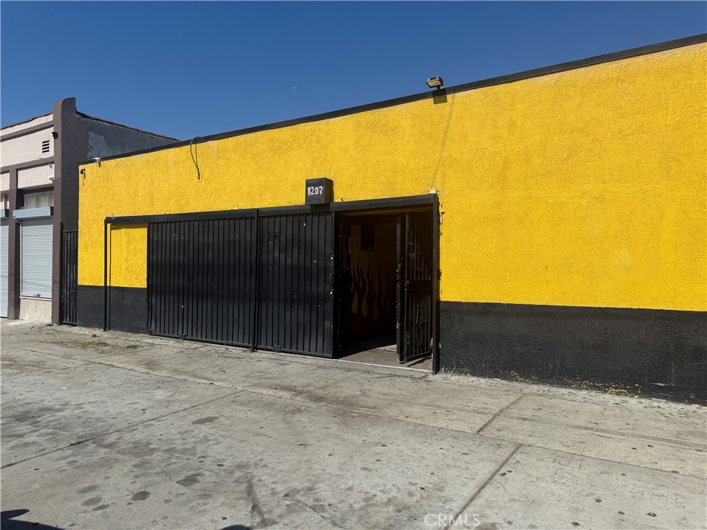 MLS #OC25112483 img 1