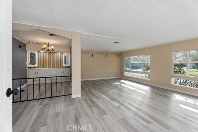 Detail Gallery Image 5 of 29 For 15621 Beach Bld #103,  Westminster,  CA 92683 - 2 Beds | 2 Baths