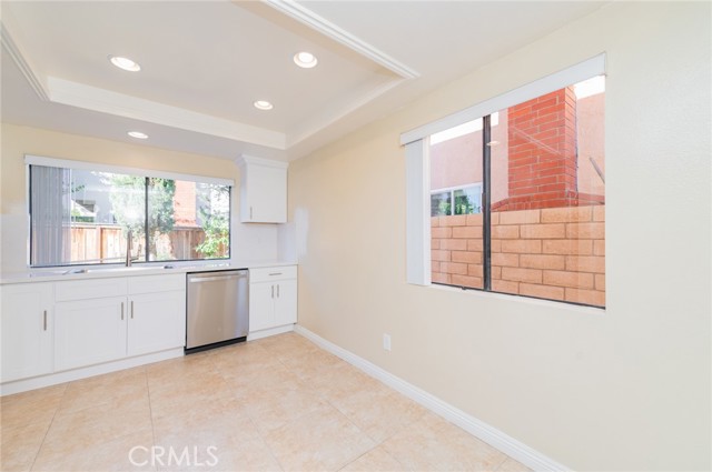 Detail Gallery Image 8 of 27 For 11 Gainesmill, Irvine,  CA 92620 - 3 Beds | 2/1 Baths