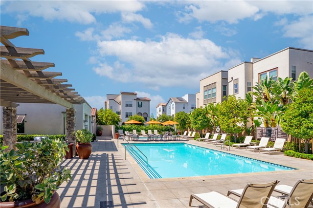 59 Sanctuary Lane, Mission Viejo CA: https://media.crmls.org/medias/16062d2d-e205-4f64-96cb-6237445a45d2.jpg