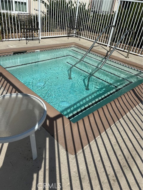 Detail Gallery Image 17 of 21 For 5585 E Pacific Coast Hwy #154,  Long Beach,  CA 90804 - 2 Beds | 2 Baths