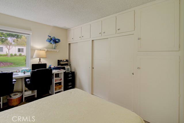 224 Avenida Majorca, Laguna Woods CA: https://media.crmls.org/medias/16070890-de0a-4a2a-98da-f6f0b21913d6.jpg