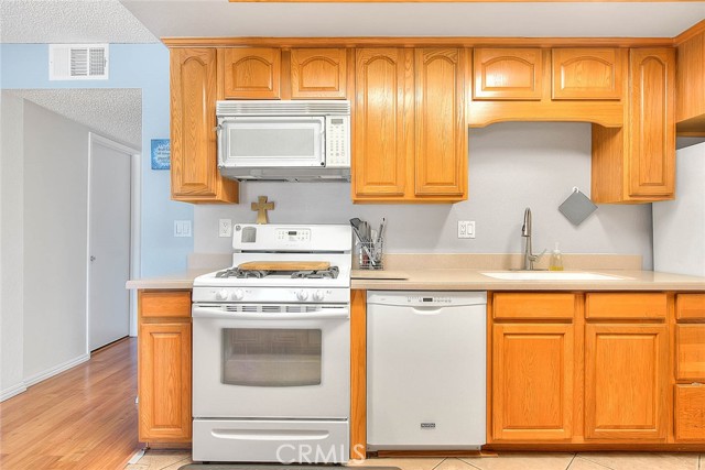 Detail Gallery Image 23 of 45 For 16970 Marygold Ave #70,  Fontana,  CA 92335 - 2 Beds | 2 Baths