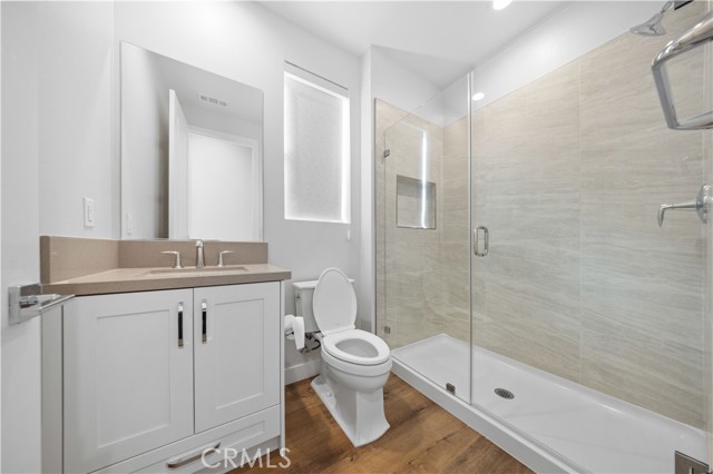 120 Pin Lane, Lake Forest CA: https://media.crmls.org/medias/1608b071-6b20-4b76-970e-16a72df28037.jpg