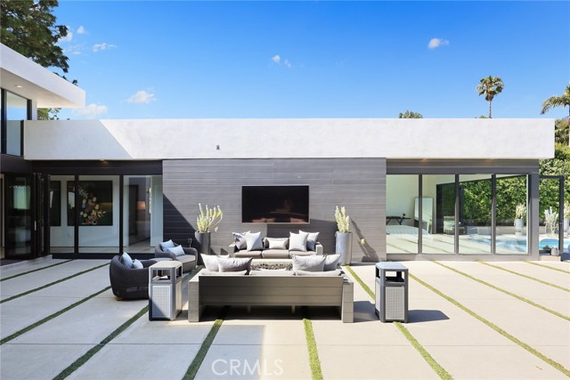 Detail Gallery Image 33 of 53 For 7139 Macapa, Los Angeles,  CA 90068 - 4 Beds | 5 Baths