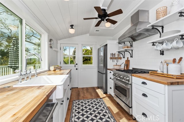 Detail Gallery Image 20 of 39 For 509 Diamond, Laguna Beach,  CA 92651 - 5 Beds | 4 Baths