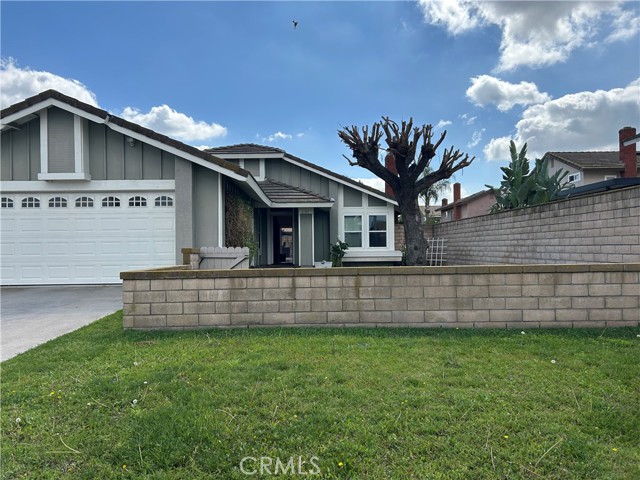 Detail Gallery Image 2 of 23 For 6157 Breckinridge Ct, Chino,  CA 91710 - 3 Beds | 2 Baths