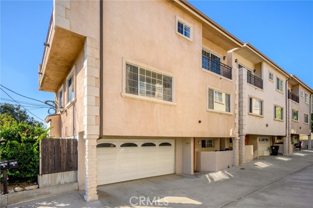 Detail Gallery Image 30 of 30 For 6831 Valmont St #1,  Tujunga,  CA 91042 - 3 Beds | 2/1 Baths