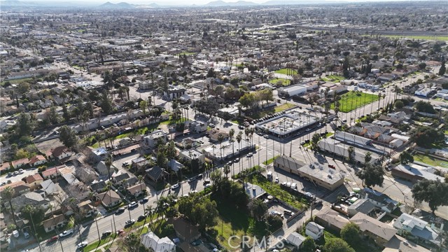 Detail Gallery Image 9 of 11 For 360 W 16th, San Bernardino,  CA 92405 - – Beds | – Baths