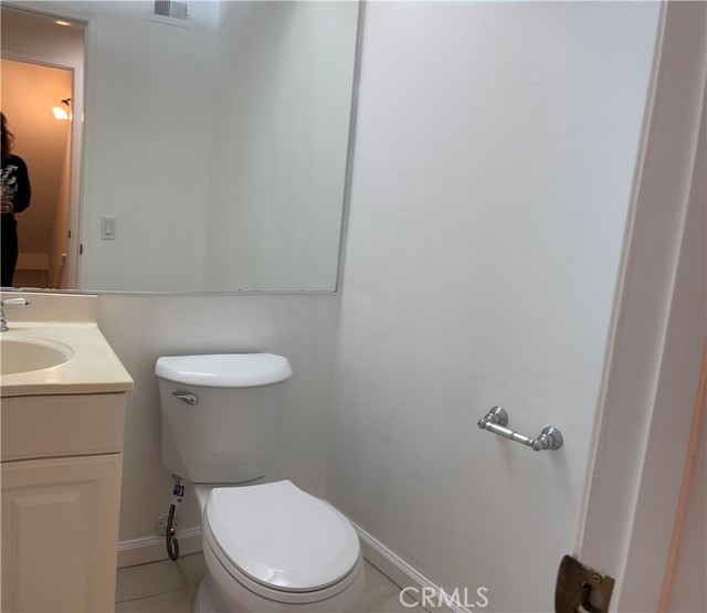 Detail Gallery Image 6 of 30 For 7311 Kester, Van Nuys,  CA 91405 - 2 Beds | 3 Baths