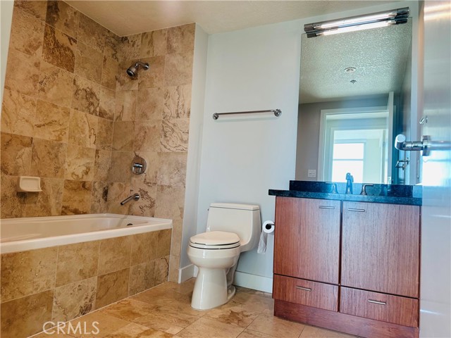 Detail Gallery Image 13 of 15 For 3141 Michelson Dr #1005,  Irvine,  CA 92612 - 2 Beds | 2 Baths