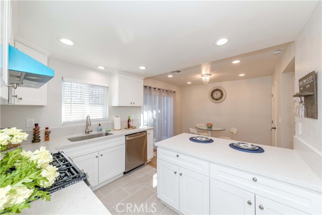 Detail Gallery Image 10 of 18 For 918 Huntington Dr #O,  Duarte,  CA 91010 - 2 Beds | 2 Baths