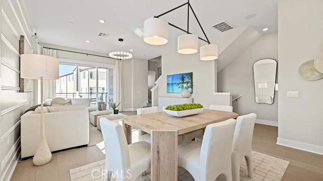 Detail Gallery Image 4 of 33 For 848 Sonia, Irvine,  CA 92618 - 4 Beds | 3/1 Baths