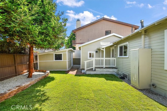 South Facing View of Yard