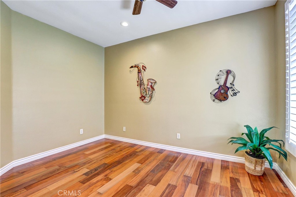 MLS #IG25187918 image #37