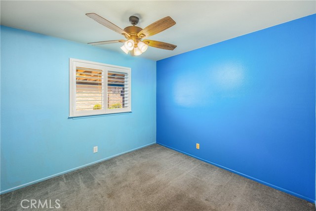 7571 Willow Way, Highland CA: https://media.crmls.org/medias/160c4f05-a5ee-4c3e-8f4a-8ce1e2751fa1.jpg
