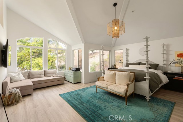 206 Gurrego, San Clemente CA: https://media.crmls.org/medias/160c5c94-640c-40d3-964e-2b9175e63dfa.jpg