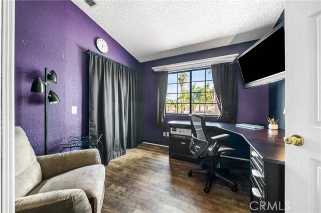 Detail Gallery Image 14 of 26 For 27097 Quail Creek Ct, Temecula,  CA 92591 - 4 Beds | 2/1 Baths