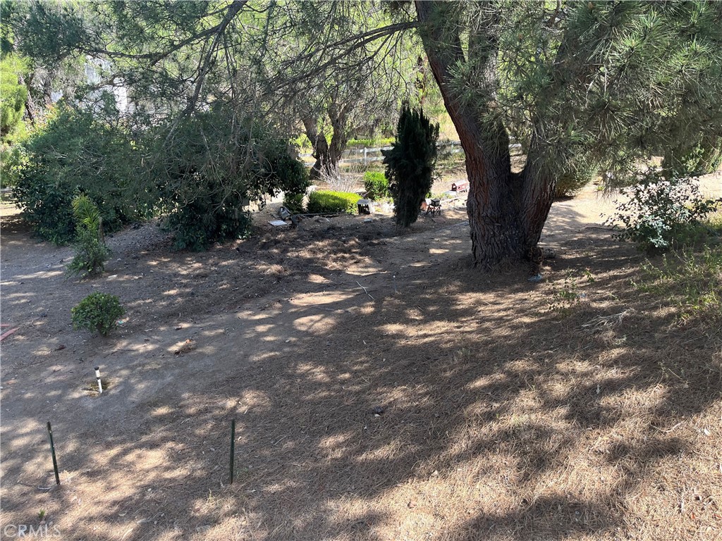 https://media.crmls.org/medias/160ce2a1-d189-44a4-8a36-4fe787b0c2f3.jpg?preset=X-Large
