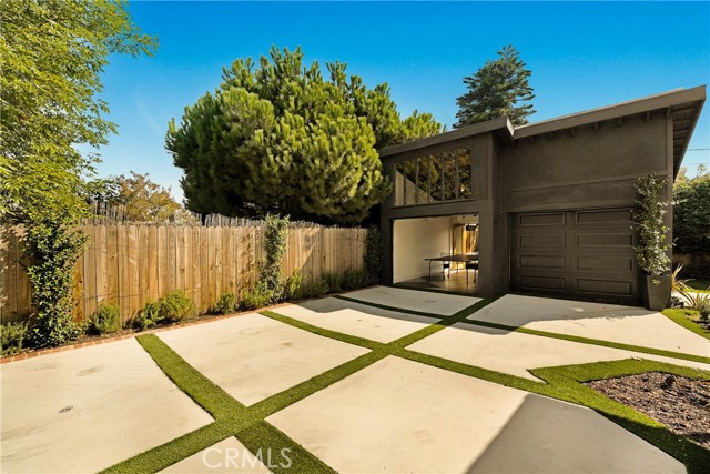 Detail Gallery Image 37 of 42 For 636 Bay, Santa Monica,  CA 90405 - 3 Beds | 3 Baths