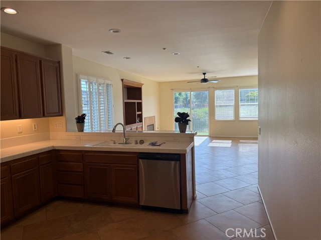 Detail Gallery Image 9 of 20 For 11018 Veach St, Loma Linda,  CA 92354 - 3 Beds | 2 Baths