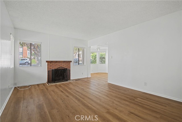 Detail Gallery Image 13 of 42 For 819 N. Maria, Redondo Beach,  CA 90277 - 3 Beds | 1 Baths