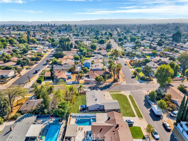 Detail Gallery Image 21 of 25 For 10102 Debra Ave, Granada Hills,  CA 91343 - 3 Beds | 2 Baths