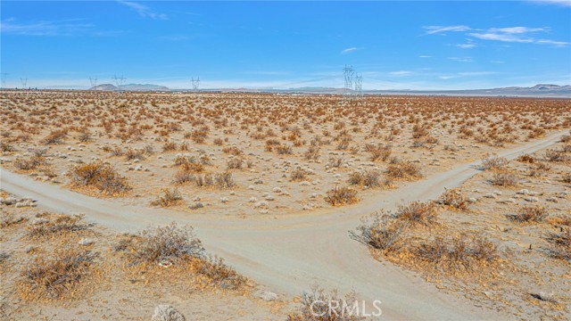 Detail Gallery Image 9 of 9 For 111 Holly St, Adelanto,  CA 92301 - – Beds | – Baths