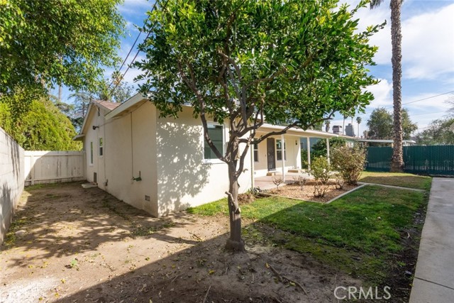 Detail Gallery Image 23 of 53 For 17024 Sherman Way, Van Nuys,  CA 91406 - 6 Beds | 4 Baths