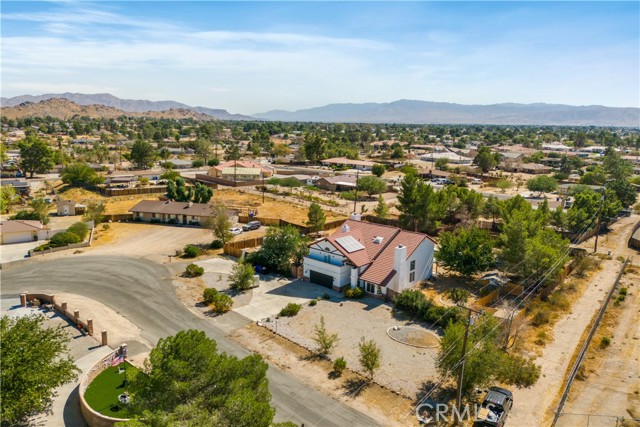 Detail Gallery Image 3 of 53 For 19161 Tecumseh Rd, Apple Valley,  CA 92307 - 5 Beds | 3 Baths