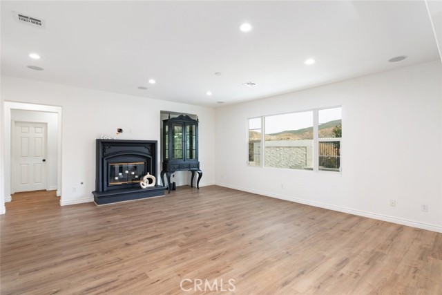 Detail Gallery Image 35 of 71 For 4365 Cabot Dr, Corona,  CA 92883 - 4 Beds | 4/1 Baths