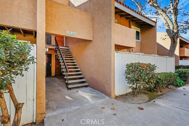 Detail Gallery Image 2 of 47 For 1101 W Macarthur Bld #235,  Santa Ana,  CA 92707 - 2 Beds | 1 Baths