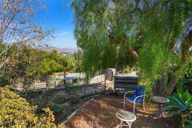 Detail Gallery Image 29 of 33 For 10557 Mahoney Dr, Shadow Hills,  CA 91040 - 3 Beds | 2 Baths