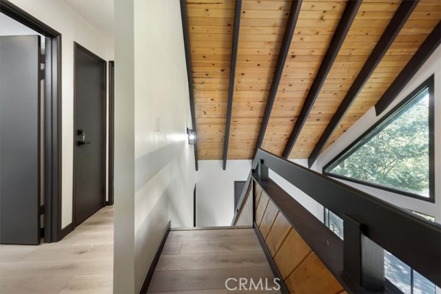 Detail Gallery Image 32 of 50 For 695 Grass Valley Rd, Lake Arrowhead,  CA 92352 - 3 Beds | 2 Baths