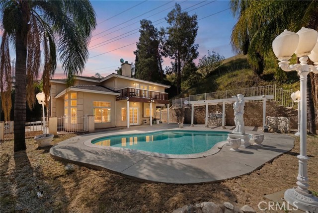 Detail Gallery Image 3 of 52 For 1677 Laurelwood Ave, Colton,  CA 92324 - 3 Beds | 2/1 Baths