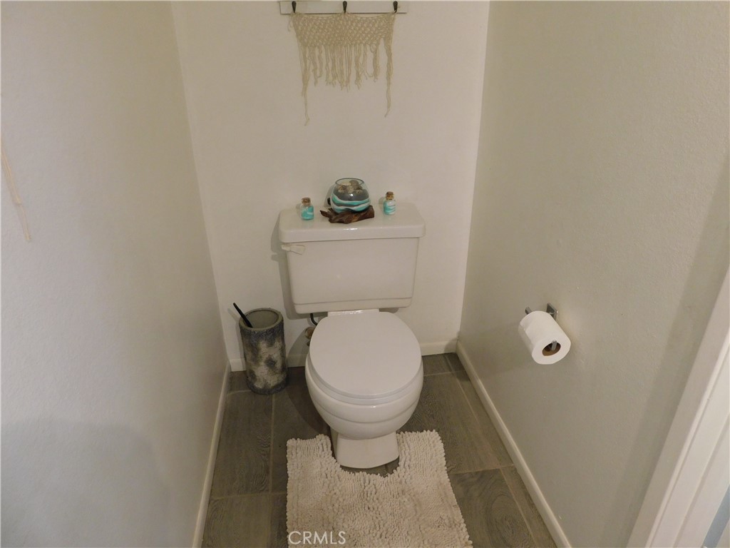 https://media.crmls.org/medias/1610f00a-ee39-425a-843d-348a3efc6be5.jpg?preset=X-Large