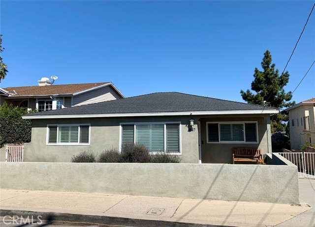 1847 9th Street, Manhattan Beach, California 90266, 3 Bedrooms Bedrooms, ,2 BathroomsBathrooms,Residential,Sold,9th,SB22060303