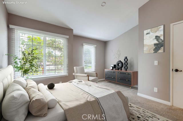 253 Gallery Way, Tustin CA: https://media.crmls.org/medias/1611e2bf-c262-44ae-980a-3794624772d6.jpg