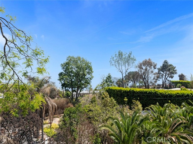 20537 Little Rock Way, Malibu CA: https://media.crmls.org/medias/1611f512-7c00-4651-8e94-d5db92c98b21.jpg