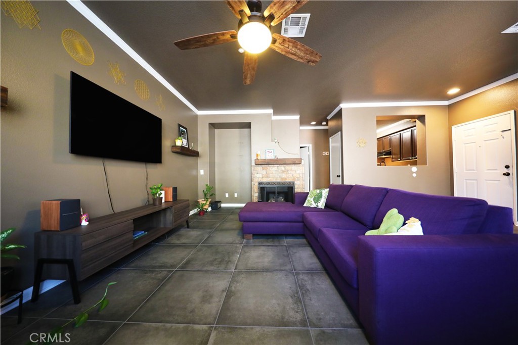 MLS #SB25271407 image #3