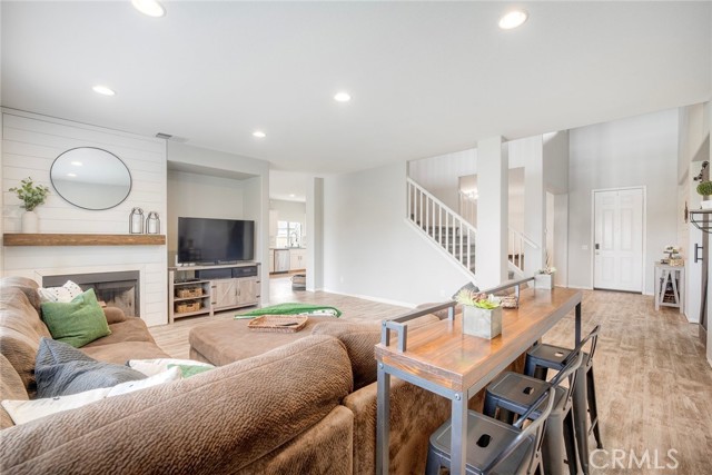 Detail Gallery Image 6 of 41 For 33192 Vermont Rd, Temecula,  CA 92592 - 5 Beds | 3 Baths