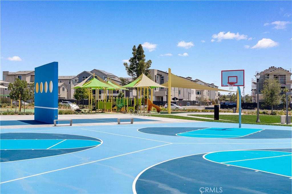 https://media.crmls.org/medias/16138290-b776-4b43-9775-afcc4442e748.jpg?preset=X-Large