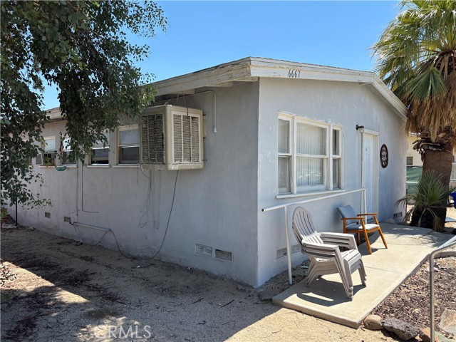 6667 Desert Queen Avenue, 29 Palms CA: https://media.crmls.org/medias/1613bf83-6338-4d65-8a37-b597d3c752d9.jpg